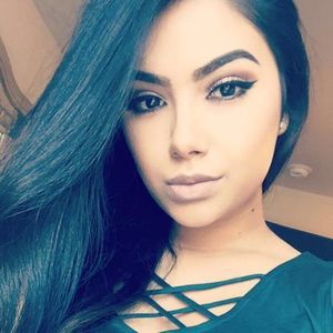 Meet your Posher, Tania